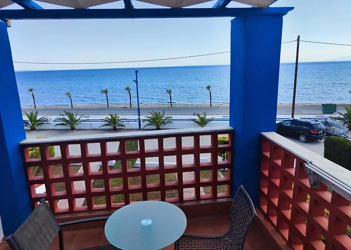 Apartment Seaside House *